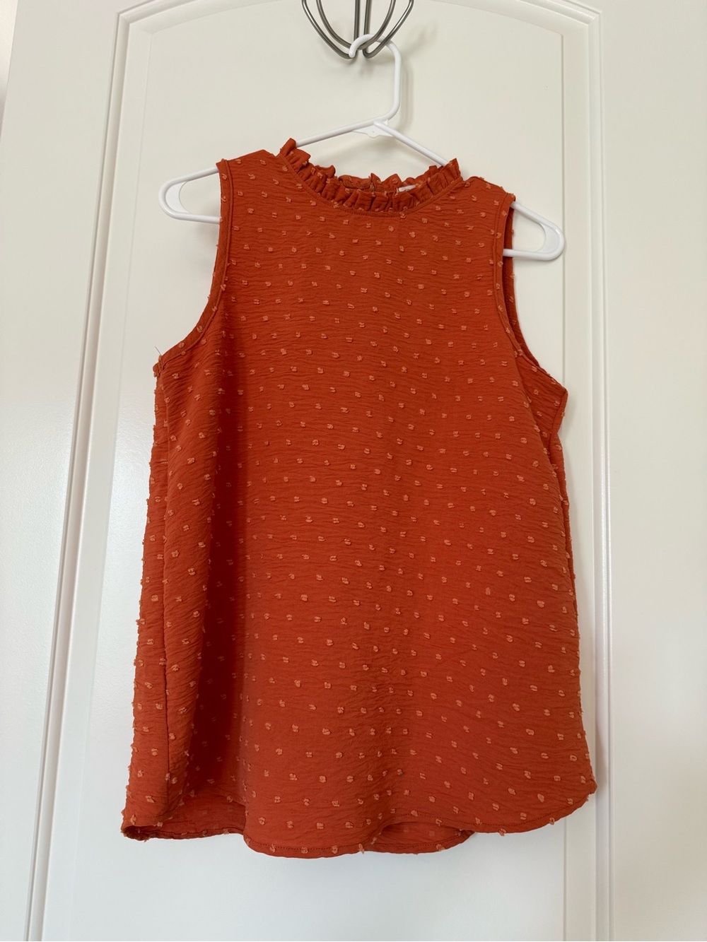 Sleeveless Ruffle Neck Women's Top - Rust